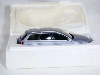 MINICHAMPS 501.05.092.15 AUDI RS 4 Avant Grigio 1:18 Nuovo - Immagine 1 di 4
