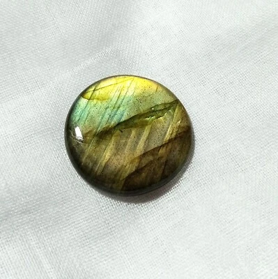 27 Ct Natural Top Quality Amazing Color Labradorite Round Shape Cabochon Gems - Image 1 of 4