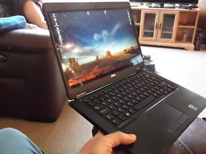 Dell Latitude E5450 2,30 GHz i5, 8 GB RAM, 128 GB SSD, Linux, Touch, Hi-Res!! - Foto 1 di 18