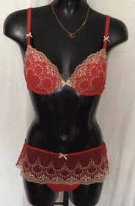 Ladies Marks And Spencer Red White Lacy Embroidered Lingerie Set 36A Panties 16 - Picture 1 of 7