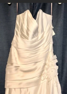 Brand New! Wedding Dress -Size 14 Strapless Sweetheart Cut A-Line in Ivory - Image 1 of 4