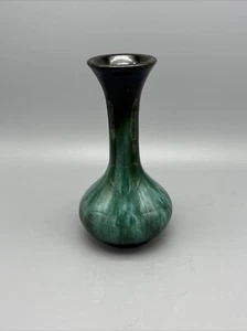 Vintage Blue Mountain Pottery Trumpet Drip Glaze Bud Vase Canada 5.5" - Picture 1 of 5