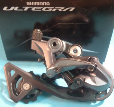 Shimano Ultegra GS RD-R8000 Trasero Carretera Derailleur-New / Nos- 2 / 3x10/ - Imagen 1 de 4