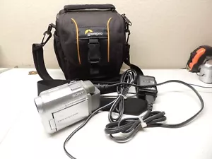 Sony DCR-HC20 MiniDV Digital Video Camera Recorder Handycam Camcorder With Case - Picture 1 of 11
