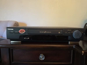 Toshiba M-751 Videorecorder Video Cassette Recorder VHS Player getestet funktioniert - Bild 1 von 5