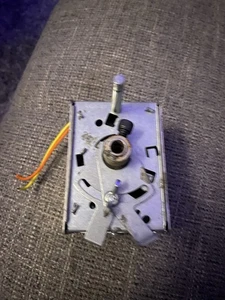 Honeywell M847D1004 Dämpfermotor Stellmotor - Bild 1 von 2