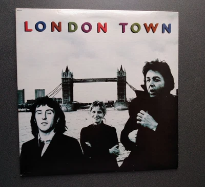 Paul McCartney & WINGS London Town LP NM- 1st Press w/Poster & Custom Inner 1978 - Image 1 of 4