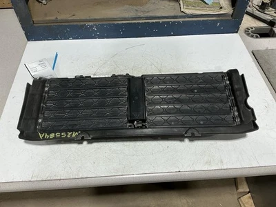 Air Shutter Fits 16-23 XF 851767 - Image 1 of 4