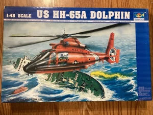 Helicóptero Trompeter US HH-65A Dolphin escala 1:48 - Imagen 1 de 2