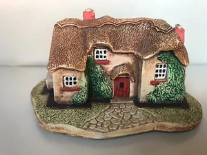 Cameron B. Douglas – Thatched English Country Cottage – Vintage Ornament - Picture 1 of 7