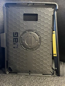 Urban Armor Gear UAG Scout Rugged Hand-Strap Case iPad 10.2 inch (7th/8th Gen) C - Picture 1 of 2