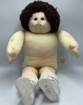 1979 Signed Xavier Roberts The Little People Soft Sculpture Cabbage Patch Kids - Image 1 of 4