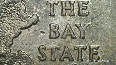 2000-D Massachusett Quarter w/DDDO/DDDR. Buy & get a free coin. - Image 1 of 4