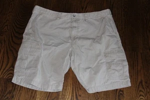 Eddie Bauer Cotton Grid Cargo Utility Shorts Khaki Mens Size 44 - Picture 1 of 11