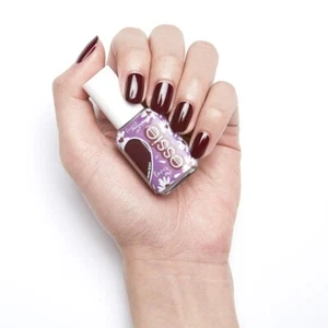 ESSIE SMALTO UNGHIE 676 LOVE-FATE RELATIONSHIP rosso viola bordeaux burgundy - Imagen 1 de 5