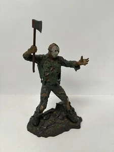 Neca Cult Classics Jason Voorhees Friday The 13th Part 7 (2005) 9" Actionfigur - Bild 1 von 10