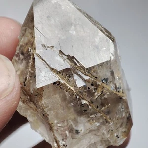 Rutile & Hematite Dots Included Quartz Crystal With Good Lustre & Nice Growth. - Picture 1 of 9