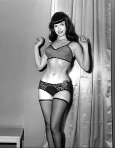 Bettie Page The Original 1950s Pin up Model Publicity Picture Photo Print 5"x7" - Picture 1 of 1