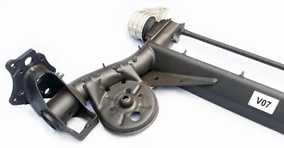 VW Passat B5 (3B2, 3B3); Skoda Superb I (3U) rear axle carrier axle rear - Image 1 of 4