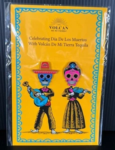 Juego de alfileres de solapa Volcan De Mi Tierra Tequila calaveras de azúcar Día de los Muertos - Nuevo - Imagen 1 de 5