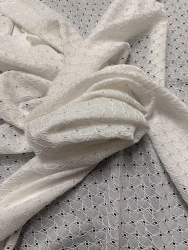 OFF WHITE ABITO JACQUARD PIZZO CIMOSA PESO MEDIO 3 METRI BUONA QUALITÀ TESSUTO BIANCO SPORCO