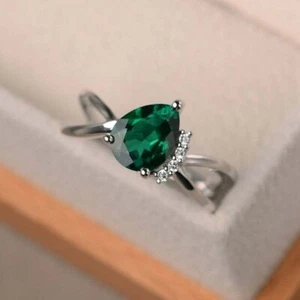 Women's 2.00 Ct Pear Cut Simulated Emerald Solitaire Ring 14K White Gold Plated - Picture 1 of 4