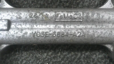 Adaptador y enfriador de filtro de aceite Ford Van E250 E350 E250 E350 2005-2019 6,8 V10 Foto 1 de 4