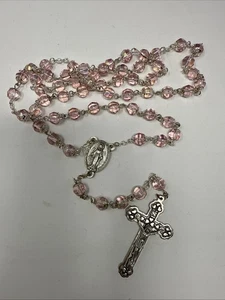 Vintage rosa facettiert irisierend Glas/Acry Perlen Rosenkranz Kruzifix Kreuz Madonna Herz - Bild 1 von 7