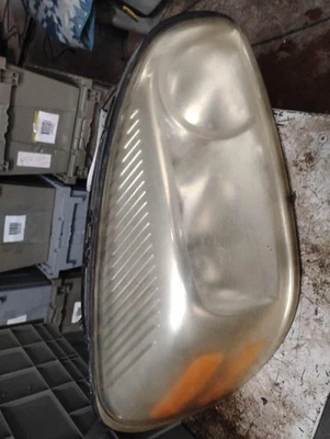 Headlamp Assembly SATURN RELAY Right 05 06 07 See Pics for Imperfections - Image 1 of 4