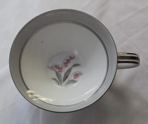 Noritake China Japan 5556 Tea Cup Replacement Flowers - Picture 1 of 5