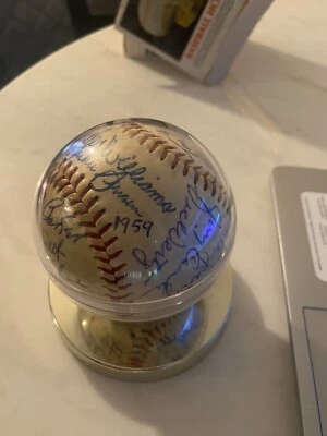 1959 Red Sox team Signed Baseball Ted Williams - Image 1 of 3