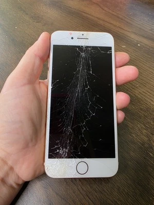 Apple iPhone 6 Plus (A1522) - DOESNT TURN ON - Image 1 of 4