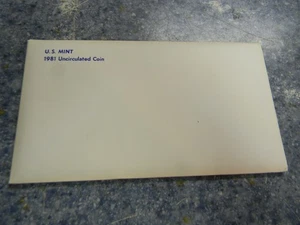 1981 US Mint Set Uncirculated 13 Coin Set Philadelphia & Denver P & D GOP - Picture 1 of 3