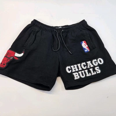 Original Vintage 80s/90s Jordan Era Chicago Bulls Basketball Cotton Shorts Med - Image 1 of 4
