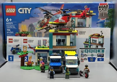 Lego City 60371 - Emergency Vehicles HQ - w/ Box, Manuals and Unused Stickers  - Image 1 of 4