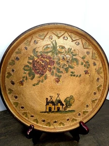 De colección. Plato de cerámica decorativo de arte popular italiano Alberobello floral y cabaña Desi - Imagen 1 de 19