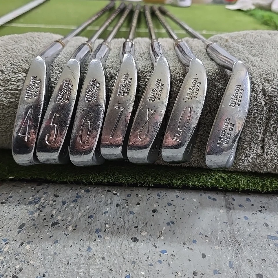 Juego de plancha RH Wilson Johnny Miller Signature 4-9+pw (4-pw) Flex regular Foto 1 de 4