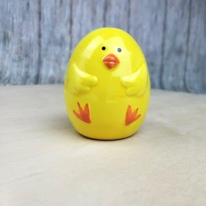 CHICKS PEPPER SHAKER ONLY Chaozhou Dehong Ceramics & Co. 3-1/2 inches tall - Picture 1 of 7