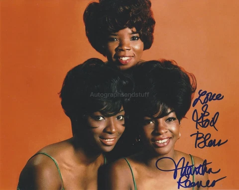 Martha Reeves HAND SIGNED 8x10 Photo Autograph Dancing In The Street Jimmy Mac F Cover