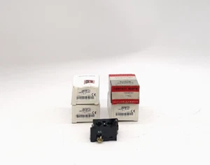 NOS Cutler-Hammer 10250T51 Contact Block - Lot of 4 - Picture 1 of 5