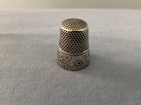 Waite Thresher Sterling Silver Thimble #7 Cover