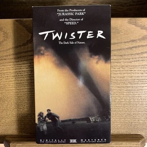 Twister Vintage VHS 1996 Bill Paxton And Helen Hunt Mint Condition - Picture 1 of 2