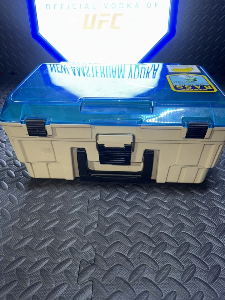 Caja de aparejos Magnum de dos niveles PLANO #1349 13,25x10" 3449 ranuras Foto 1 de 4