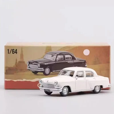 Peca 1:64 Scale GAZ-21 Volga M21 White Alloy Diecast Metal Model Car Toy - Image 1 of 4