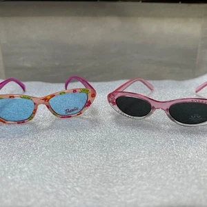 Little Girl, Sunglasses, Barbie And Strawberry Shortcake Sunglasses  - Picture 1 of 4