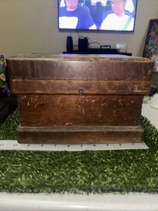 Antike primitive Schwalbenschwanz Holz Aufbewahrungsbox Nagelbau Klappdeckel - Bild 1 von 13