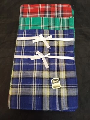 12 Mens Handkerchiefs Hankies Hankerchief Cloths Blend 13" by 14"  Docena 440 - Image 1 of 4