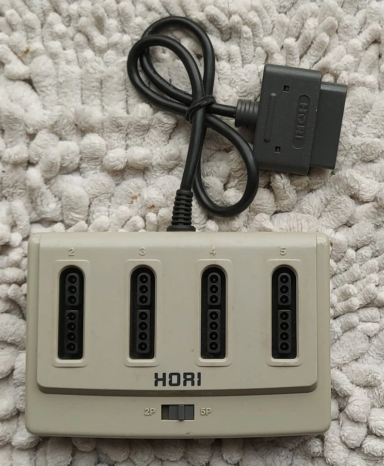 HORI Super Famicom HSM-07 – 5-Player Multitap Adapter - Bild 1 von 1