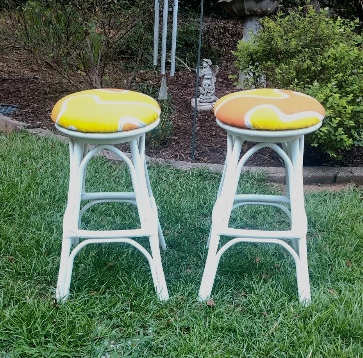 2 Vintage Coastal Bamboo Rattan White Retro Beach Chic Backless Bar Stools Set - Image 1 of 4