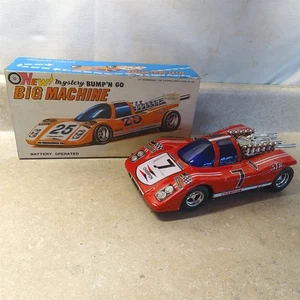 Vintage Taiwan Tin Mystery Bump Go Race Car + Box, Big Machine, Battery Op - Picture 1 of 11